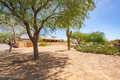 125 E Blue Eagle Lane, Phoenix, AZ 85086 - Photo 58