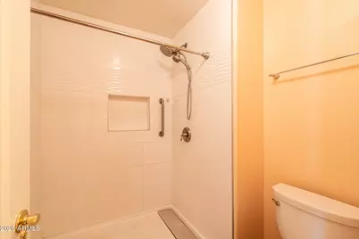 125 E Blue Eagle Lane, Phoenix, AZ 85086 - Photo 36