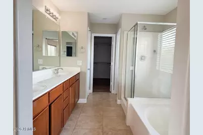 3457 E Milky Way, Gilbert, AZ 85295 - Photo 4