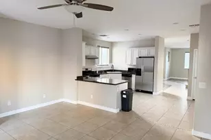 3457 E Milky Way, Gilbert, AZ 85295 - Photo 2