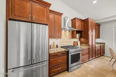 875 W Beechnut Drive, Chandler, AZ 85248 - Photo 16