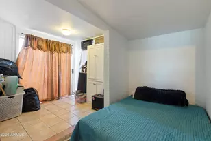 2940 N 81st Dr, Phoenix, AZ 85033 - Photo 14