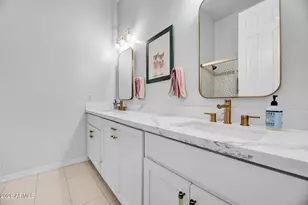 1140 E Tuckey Ln, Phoenix, AZ 85014 - Photo 22