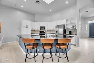 1140 E Tuckey Ln, Phoenix, AZ 85014 - Photo 10