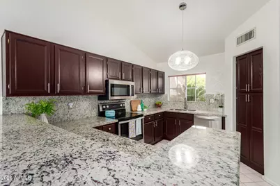 17533 N Pima Trail, Surprise, AZ 85374 - Photo 14