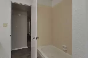 4323 W Poinsettia Dr, Glendale, AZ 85304 - Photo 14