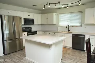 15529 W Gelding Dr, Surprise, AZ 85379 - Photo 6
