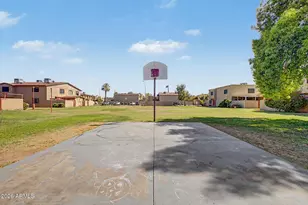 4107 W Wonderview Rd, Phoenix, AZ 85019 - Photo 32
