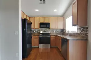 34527 N Karan Swiss Circle, San Tan Valley, AZ 85143 - Photo 6