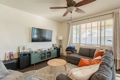 1813 E Grenadine Road, Phoenix, AZ 85040 - Photo 4