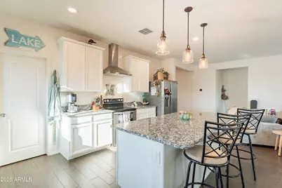 1813 E Grenadine Road, Phoenix, AZ 85040 - Photo 10