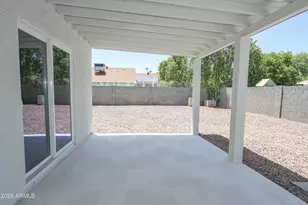 2371 W Paradise Ln, Phoenix, AZ 85023 - Photo 24