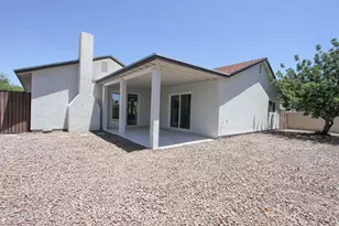 2371 W Paradise Ln, Phoenix, AZ 85023 - Photo 26