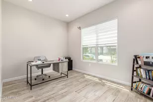 10446 W Lone Cactus Dr, Peoria, AZ 85382 - Photo 22