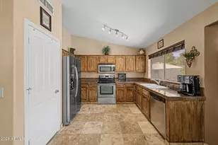 4226 E Whitney Ln, Phoenix, AZ 85032 - Photo 10