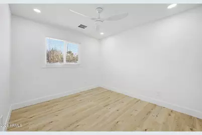 5232 W Hearn Road, Glendale, AZ 85306 - Photo 16