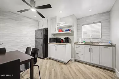 7220 N 16th Street #G, Phoenix, AZ 85020 - Photo 8