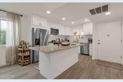 4150 E Cactus Road #110, Phoenix, AZ 85032 - Photo 10