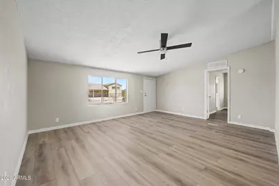24805 N 115th Avenue, Sun City, AZ 85373 - Photo 14
