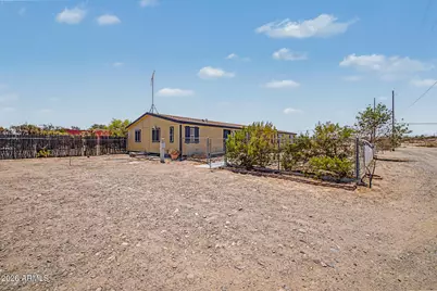 24805 N 115th Avenue, Sun City, AZ 85373 - Photo 10