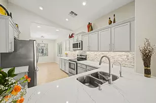 4486 E Sundance Ct, Gilbert, AZ 85297 - Photo 2