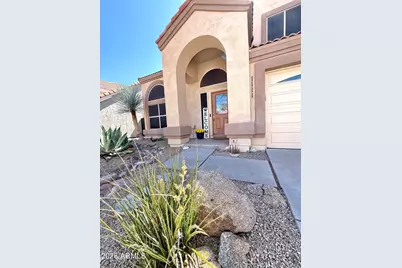 1111 S Tiago Drive, Gilbert, AZ 85233 - Photo 2