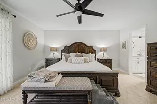 49 E Tam O Shanter Dr, Phoenix, AZ 85022 - Photo 22