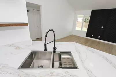 401 E Rockwood Drive, Phoenix, AZ 85024 - Photo 22