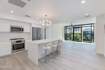 200 W Portland Street #511, Phoenix, AZ 85003 - Photo 1