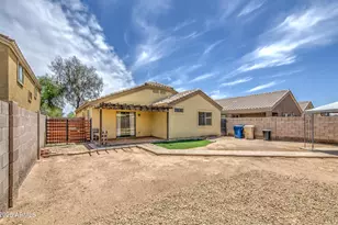 23996 W Bowker St, Buckeye, AZ 85326 - Photo 28