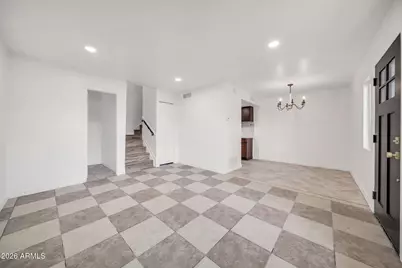 3338 W Las Palmaritas Drive, Phoenix, AZ 85051 - Photo 2