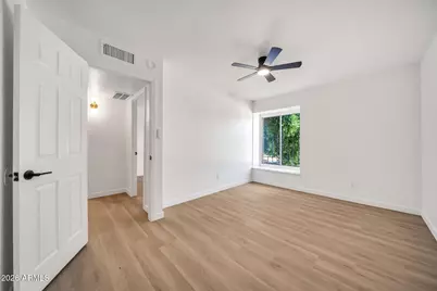 3338 W Las Palmaritas Drive, Phoenix, AZ 85051 - Photo 18
