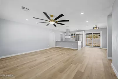 4328 N 47th Avenue, Phoenix, AZ 85031 - Photo 4