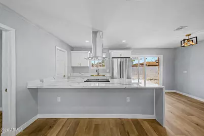 4328 N 47th Avenue, Phoenix, AZ 85031 - Photo 10