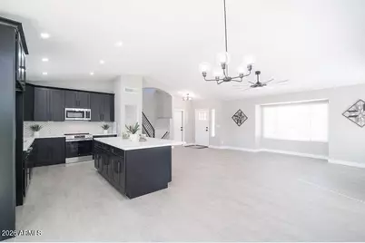 8106 W Wethersfield Road, Peoria, AZ 85381 - Photo 6