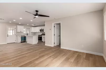 818 W Elna Rae Street, Tempe, AZ 85281 - Photo 18