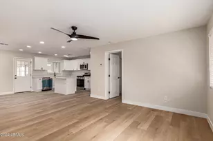 818 W Elna Rae St, Tempe, AZ 85281 - Photo 18