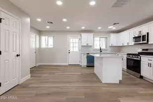 818 W Elna Rae St, Tempe, AZ 85281 - Photo 20