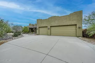 210 W Yucca Ln, New River, AZ 85087 - Photo 2