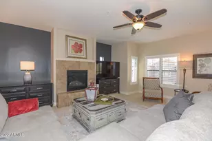 21320 N 56th St, Phoenix, AZ 85054 - Photo 2