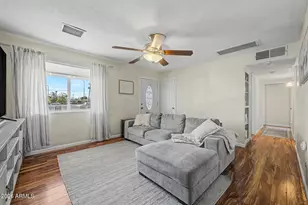 101 N 3rd Ave, Avondale, AZ 85323 - Photo 6