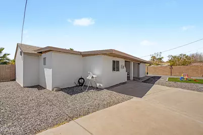 101 N 3rd Avenue, Avondale, AZ 85323 - Photo 24