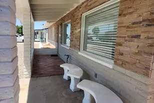 3136 W Port Au Prince Ln, Phoenix, AZ 85053 - Photo 2