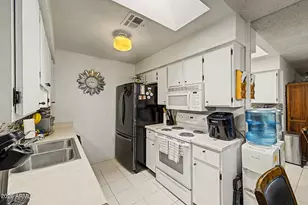95 N Cooper Rd, Chandler, AZ 85225 - Photo 14