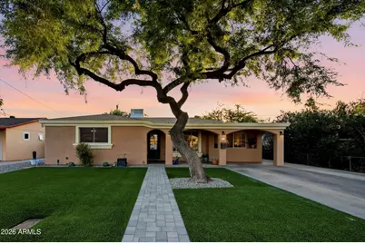 2422 N 37th Street, Phoenix, AZ 85008 - Photo 1