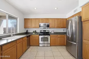17056 W Aberdeen Dr, Surprise, AZ 85374 - Photo 10