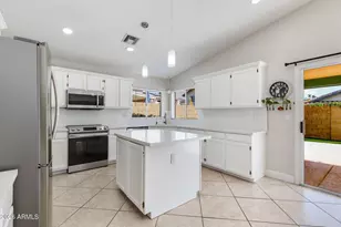 4041 W Avenida Del Sol Ave, Glendale, AZ 85310 - Photo 14