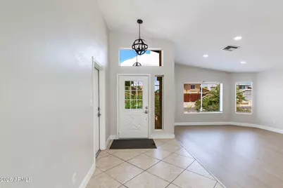 4041 W Avenida Del Sol Avenue, Glendale, AZ 85310 - Photo 4