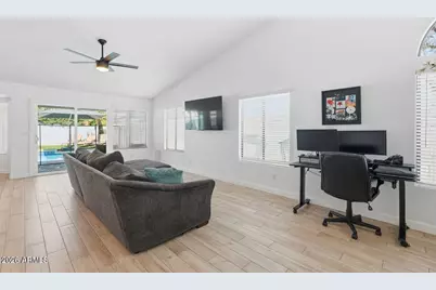 17240 N 42nd Place, Phoenix, AZ 85032 - Photo 8