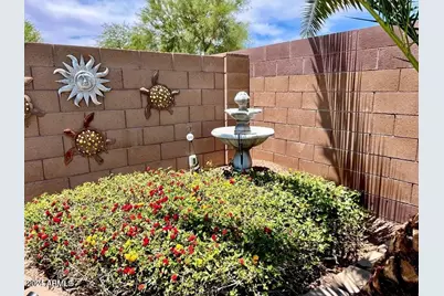 16908 W Northampton Road, Surprise, AZ 85374 - Photo 6